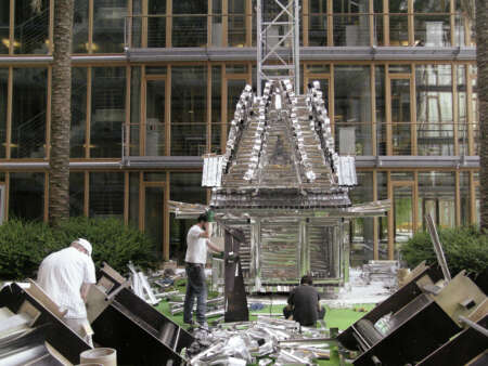 02_Michael_Beutler_Aluminium_Pagode