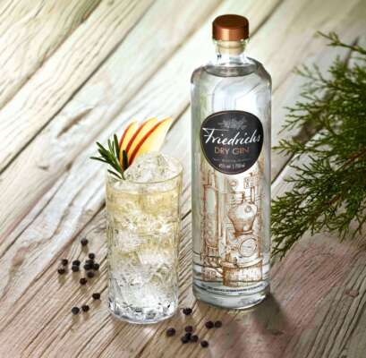 Friedrichs Apple Tonic_Mood mit Flasche