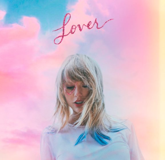Taylor Swift hat ihren neuen Song „The Archer“ aus ihrem bald erscheinenden Album „Lover“ geteilt.