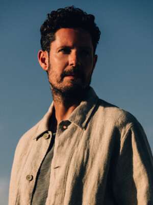 Max Herre veröffentlicht mit „Diebesgut“ die dritte Single aus seinem Album „Athen“, das am 30. August erscheint.