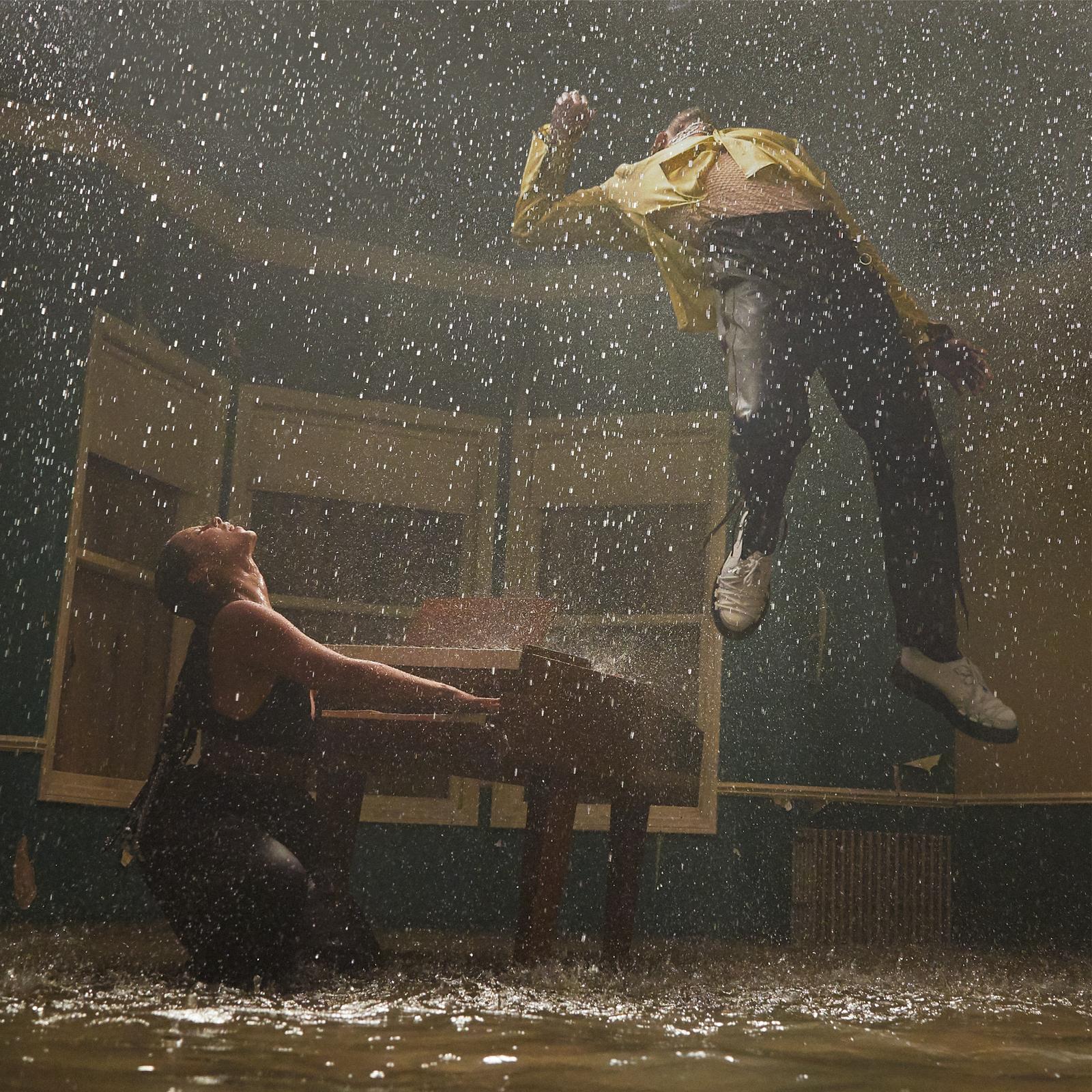 Eine „Visual Sonic Experience“ – Alicia Keys zeigt sich mit „Show Me Love“ ambitioniert