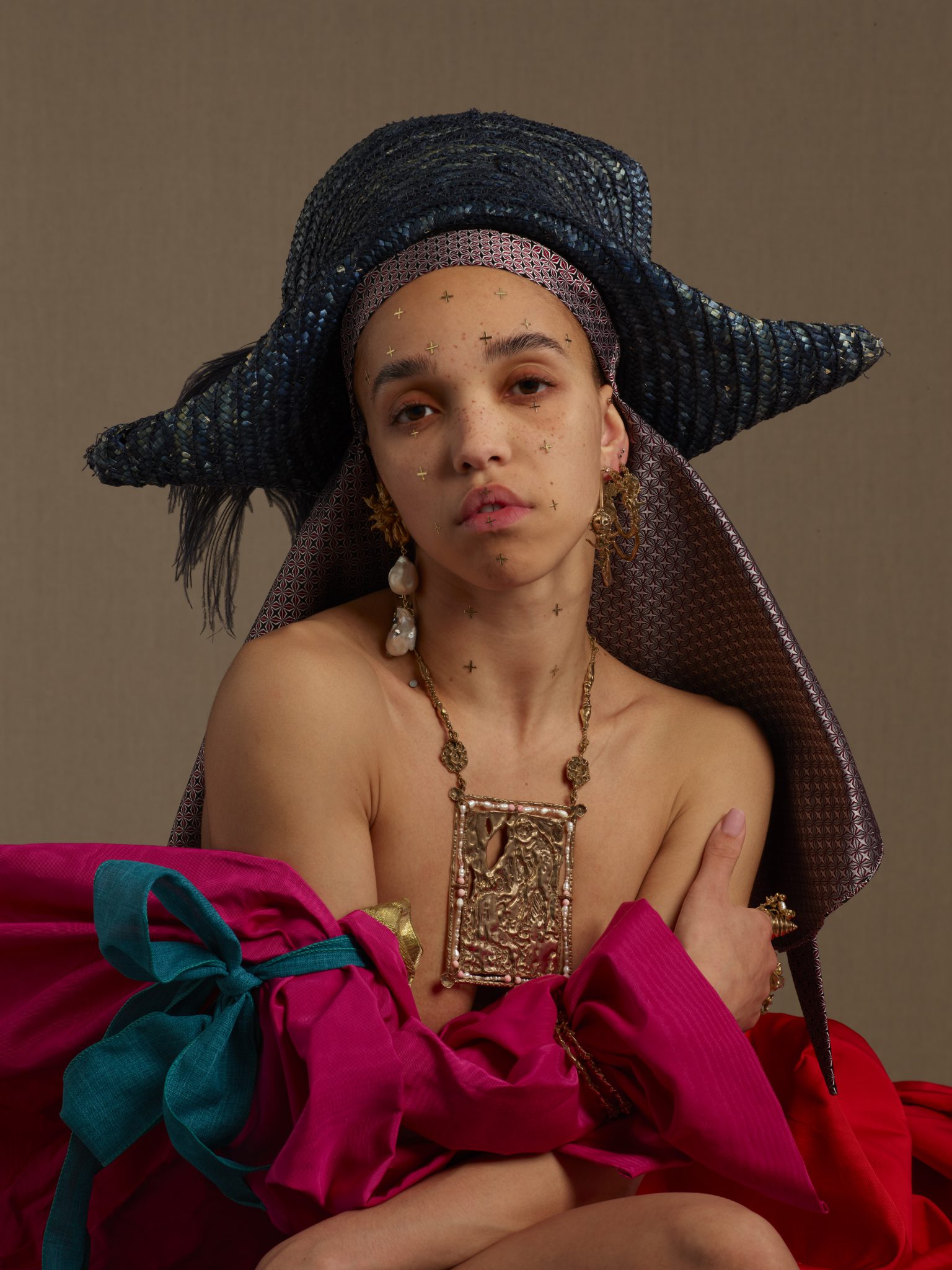 FKA Twigs hat ihre neue Single „home with you“ veröffentlicht.