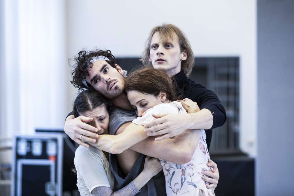 „Die Glasmenagerie“ in der Fassung von John Neumeier an der Hamburgischen Staatsoper