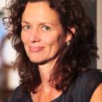 Kathrin Tiedemann, künstlerische Leitung und Geschäftsführerin des FFT Düsseldorf. Ein Interview über ON/LIVE, Digitalisierung und Zukunft des Theaters.