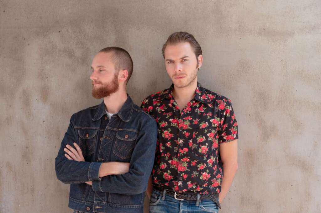 Speak loud (When you speak Love): Zeige mit Backseat Unterstützung für die Musikbranche