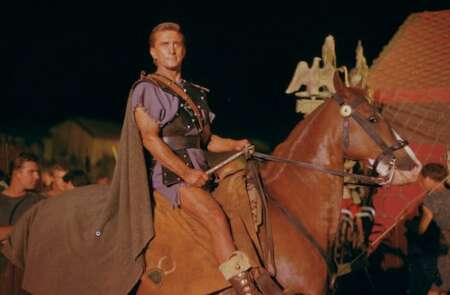 Kirk Douglas in Spartacus