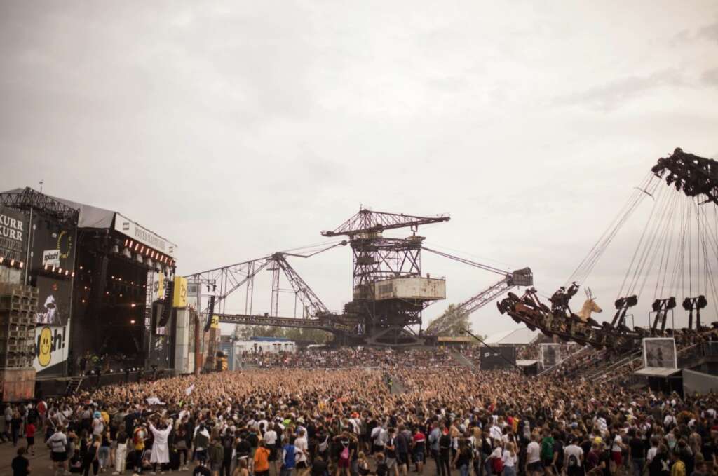 Mit dem Summer of splash! geht es wieder nach Ferropolis.