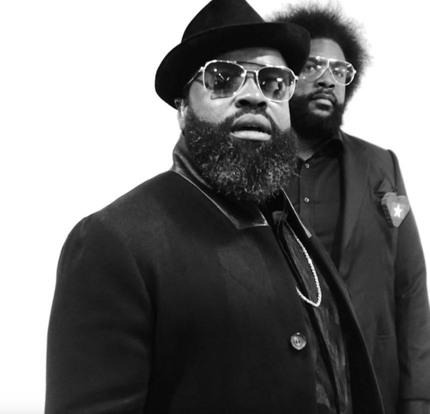 Black Thought gemeinsam mit Questlove, mit dem er The Roots anführt.
