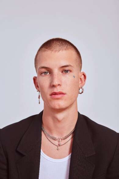 Gus Dapperton im Porträt