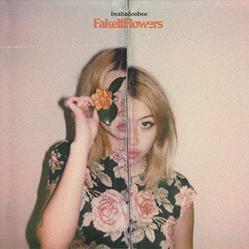 Die Alben der Woche: beabadoobee Fake it Flowers Albumcover