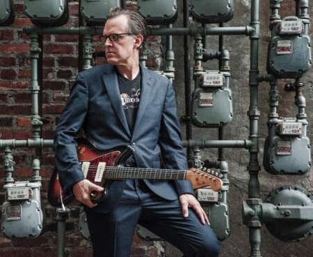 Joe Bonamassa mit seiner Gitarre