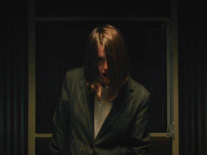 Sophia Kennedy mit neuer Single „Orance Tic Tac“.