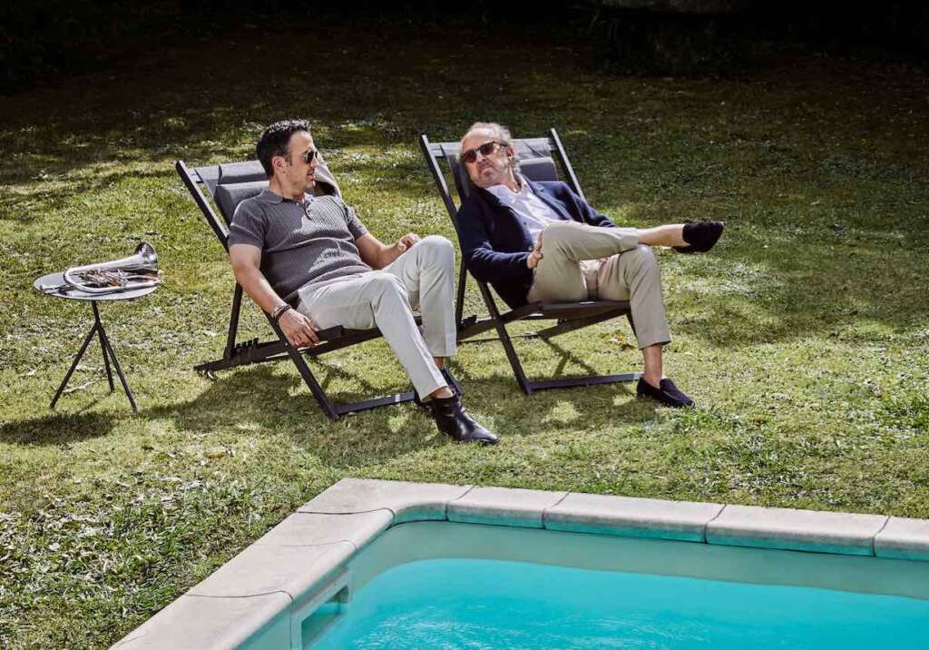 Till Brönner & Bob James in Liegestühlen am Pool