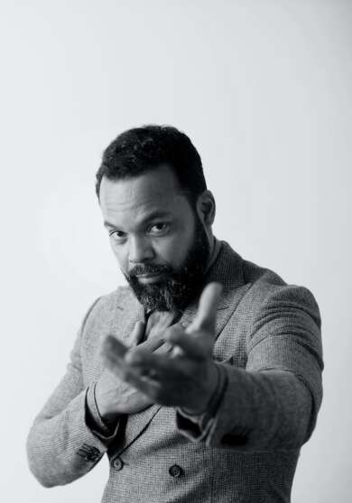 Myles Sanko bringt neues Video „Rainbow in your Cloud“ raus.