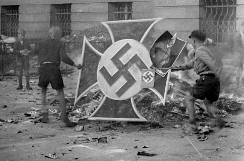 Entnazifizierung