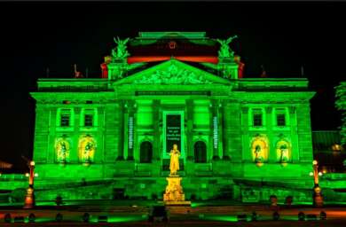 Hessisches Staatstheater Wiesbaden Großes Haus Theaterpodcast Wasser oder Wodka