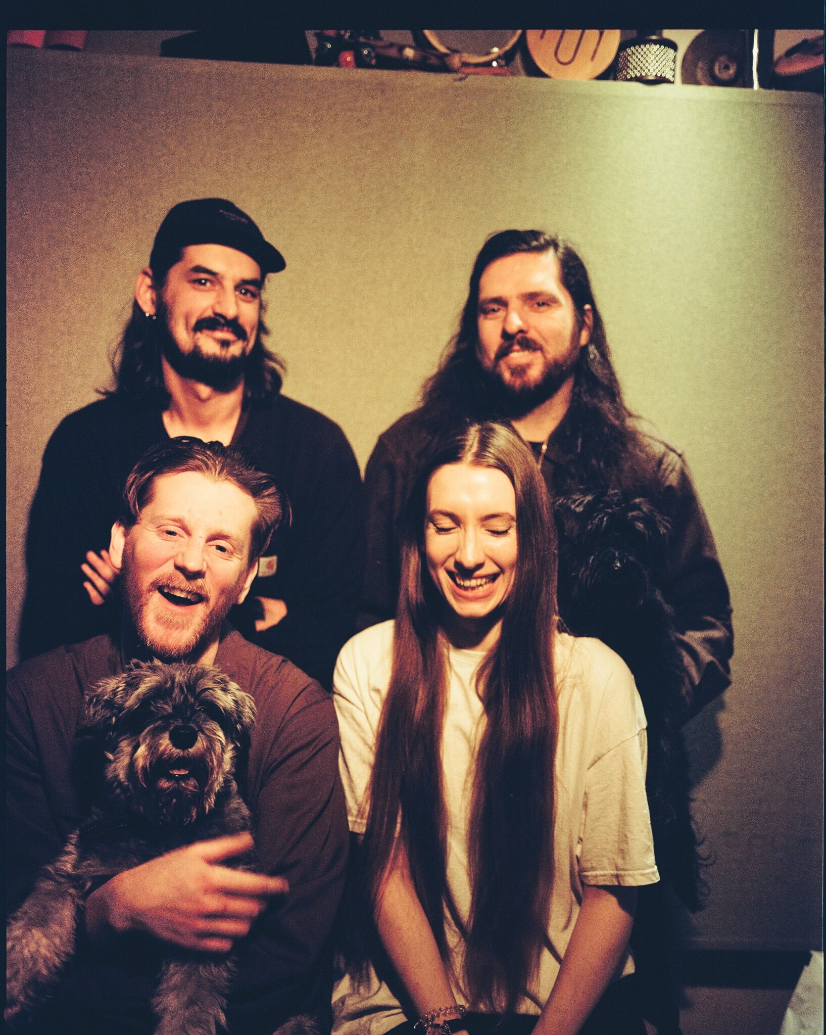 Dry Cleaning im Interview über ihr Debütalbum „New Long Leg“