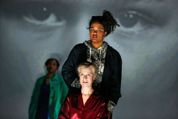 Residenztheater resi streamt dekalog