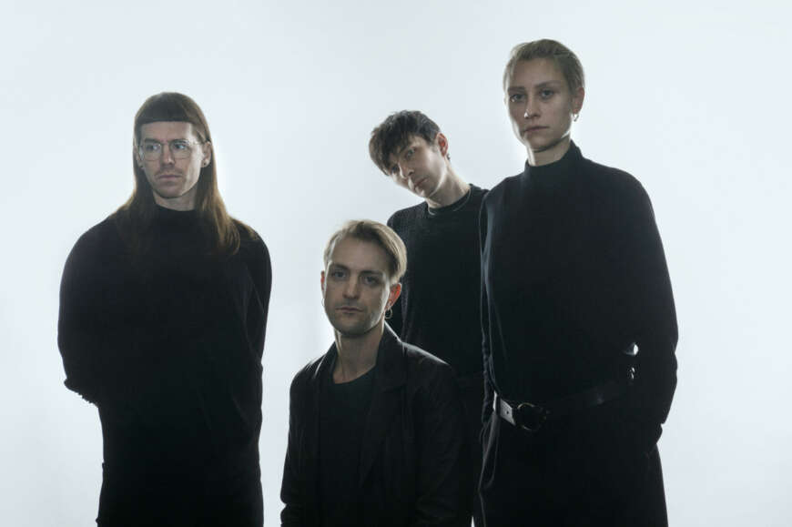 Nach sieben Jahren Plattenpause veröffentlichen Ja, Panik mit „Die Gruppe“ ein neues Album