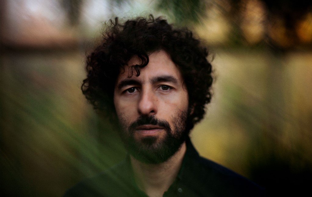 José González