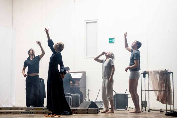 570 km digitale Gastspielreise SChauspiel Köln Residenztheater München