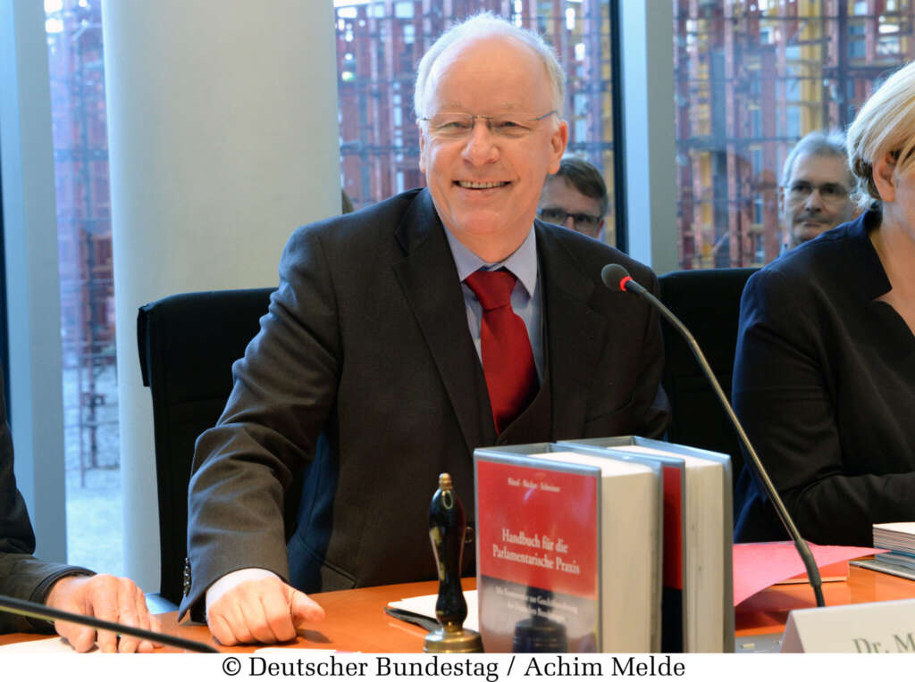 Dr. Mathias Bartke