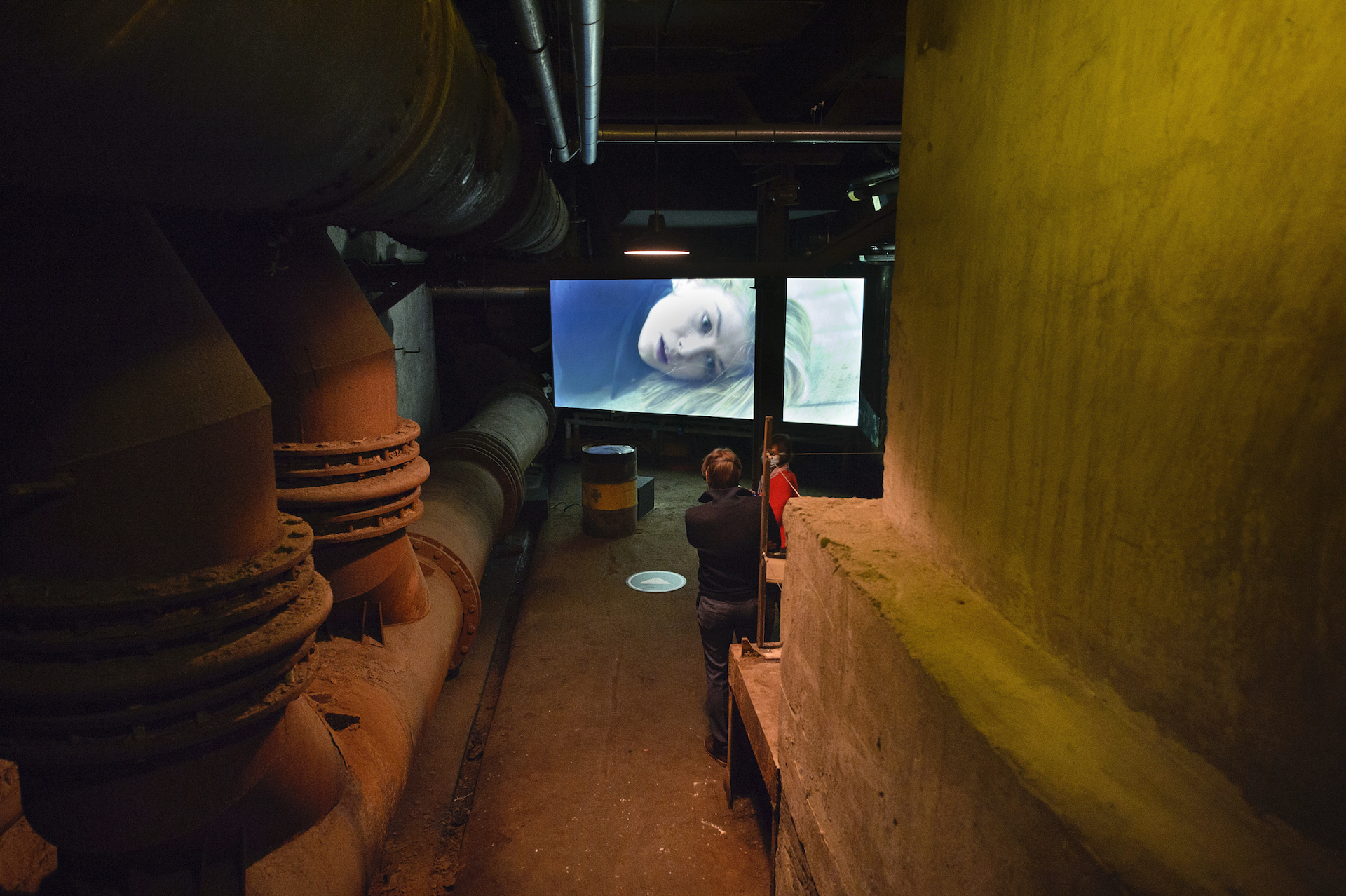„The World of Music Video“ - Ausstellung in der Gebläsehalle des Weltkulturerbe Völklinger Hütte.