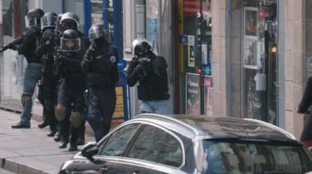 Spezialeinheit der Polizei auf der Straße