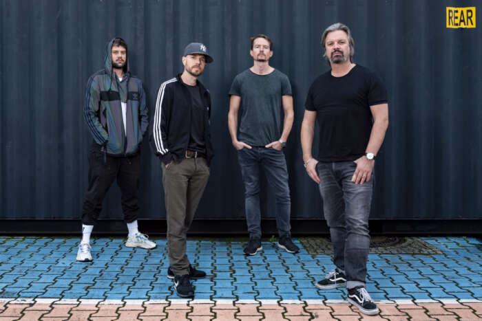 H-Blockx Bandfoto. Zu sehen sind alle vier Mitglieder.