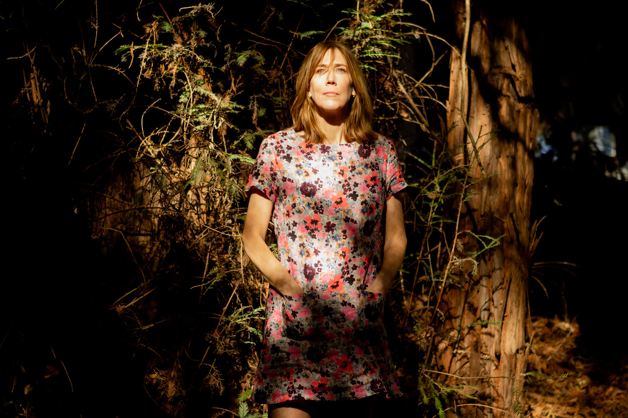 Beth Orton Portraitfoto im Wald