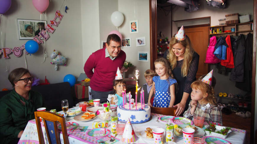 Anna Mikhalkova spielt „eine ganz gewöhnliche Frau“ in der Arte-Medithek.