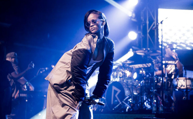 Rihanna auf der Bühne