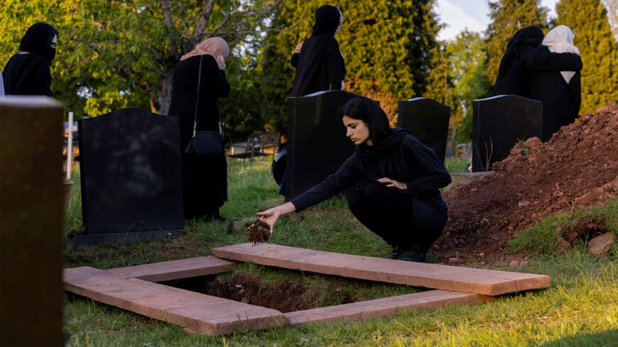 The undeclared War Sky Wow