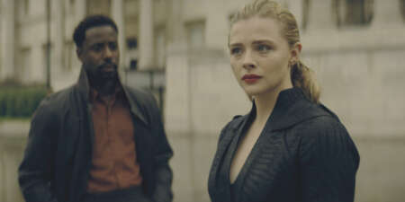 Die Serie „Peripherie“ mit Chloë Grace Moretz in der Hauptroller ist von den Machern der Serie „Westworld“