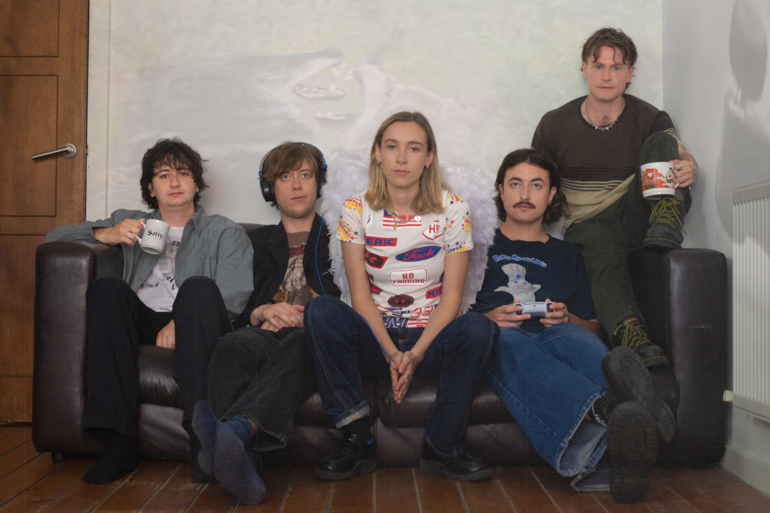 Sorry Gruppenfoto auf Sofa