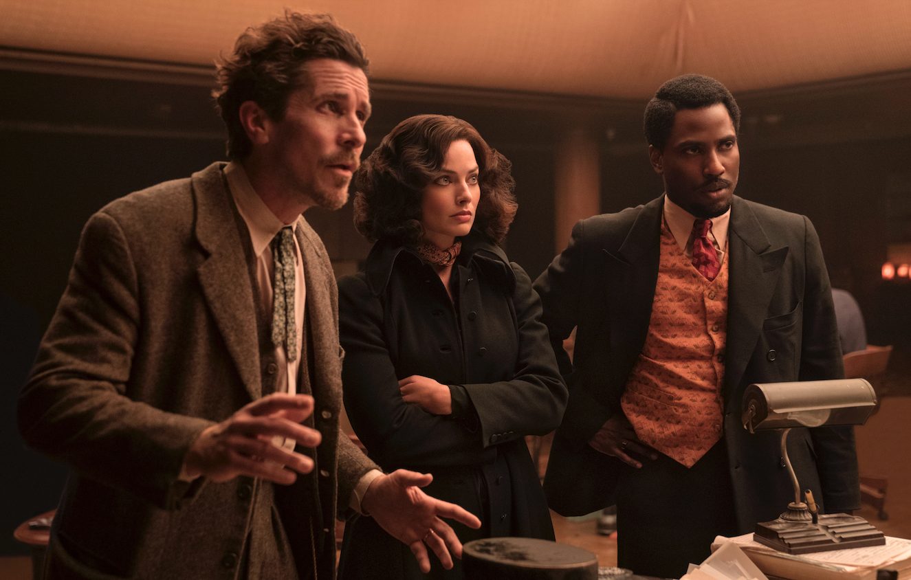 Christian Bale Margot Robbie und John David Washington in dem Film „Amsterdam“