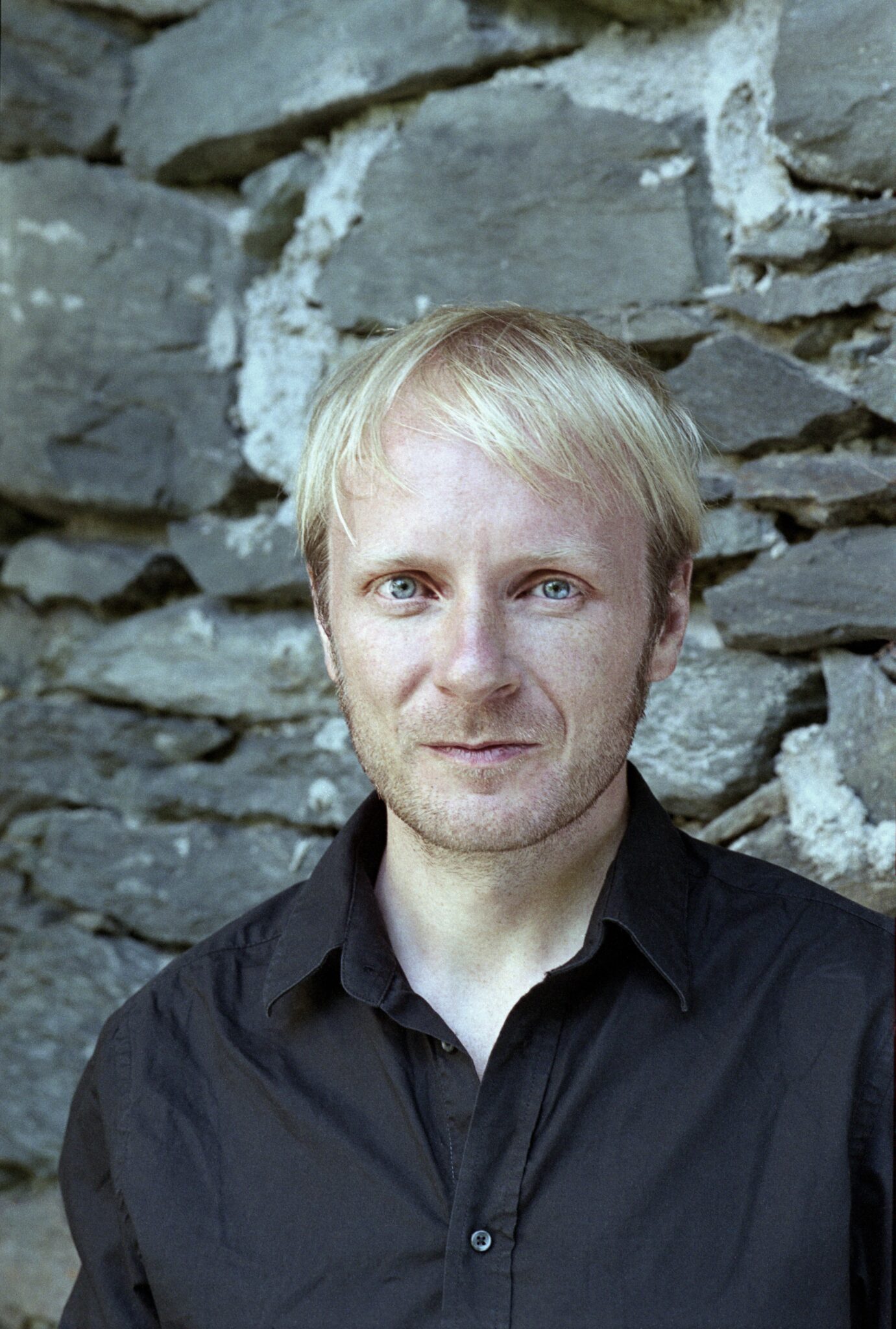 Portraitfoto Jochen Schmidt