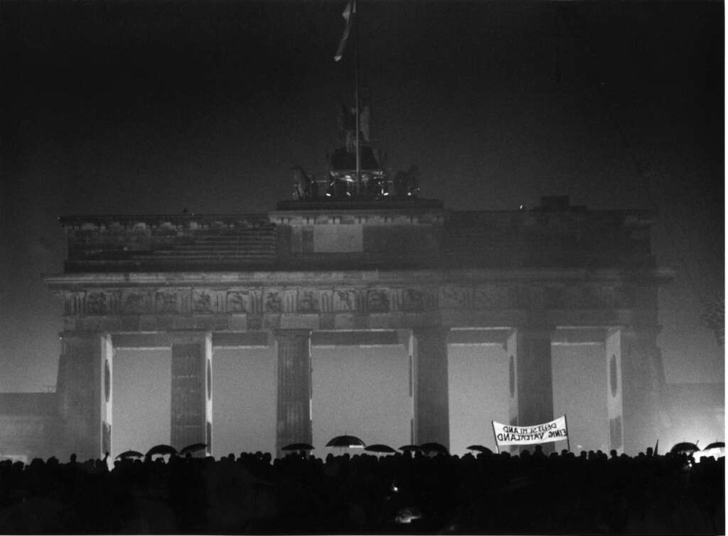 Das Brandenburger Tor am 9. November 1989