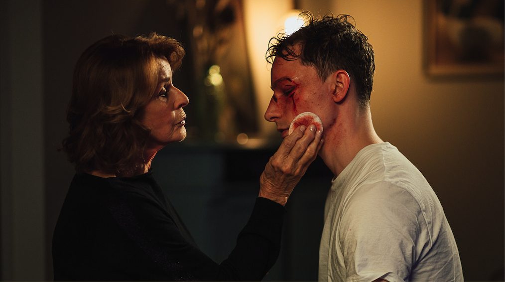 "Martha und Tommy": Möchte Tommy (Jonathan Berlin) helfen: Martha (Senta Berger)