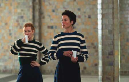 Sandra Hüller (links im Bild) und Susanne Wolff in „Sisi & ich“