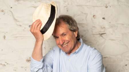 Chris De Burgh geht noch dieses Jahr auf große Deutschland-Tour.