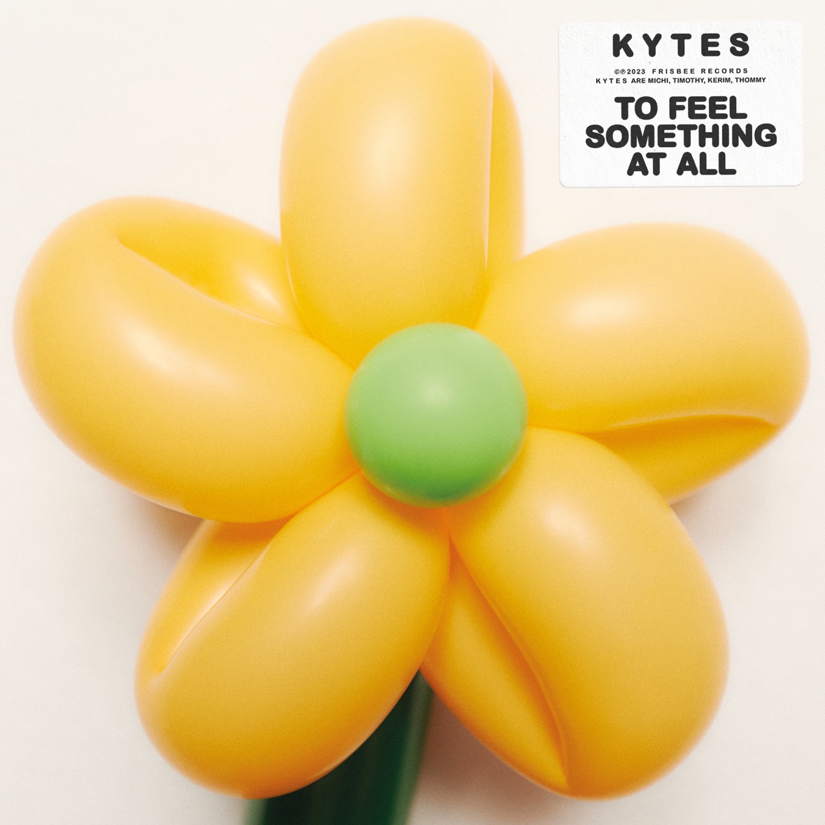 #
„To feel something at all“ von KYTES: 2010er-Indie-Zitat in Reinform