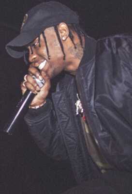 Travis Scott meldet sich mit seinem ersten Album seit dem tragischen Unfall beim „Astroworld“-Festival zurück.