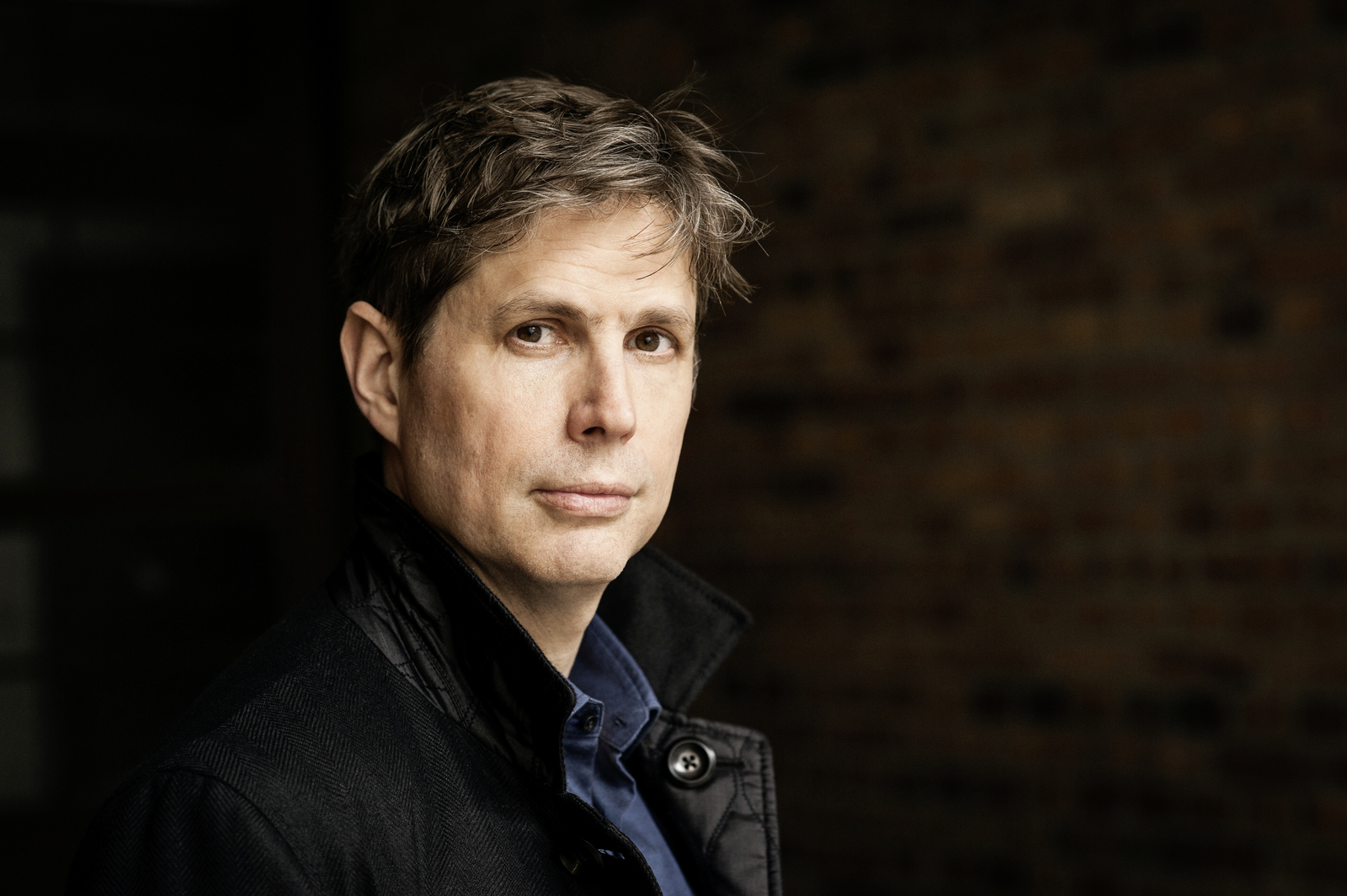 Portraitfoto Daniel Kehlmann, der mit „Lichtspiel“ einen neuen Roman veröffentlicht