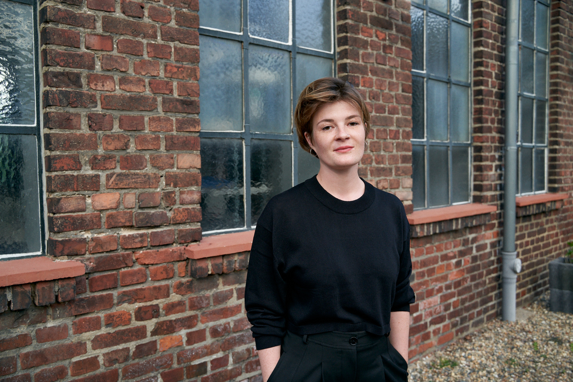 Portraitfoto Sophia Fritz, die mit ihrem neuen Buch „Toxische Weiblichkeit“ auf Lesereise geht