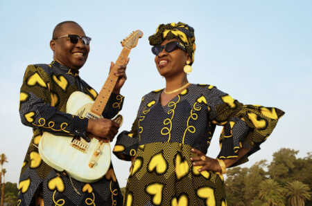 Amadou & Mariam, bekannt als „blindes Sängerpaar aus Mali”, haben eine neue Single veröffentlicht.