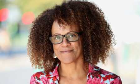 Portraitfoto Bernardine Evaristo, deren Roman „Zuleika“ jetzt bei uns erschienen ist