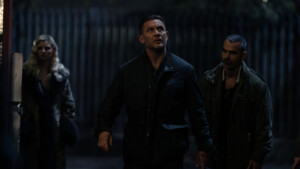 Die Actionserie "MobLand" mit Pierce Bronsnan, Tom Hardy und Helen Mirren startet beim Streaminganbieter Paramount´+.