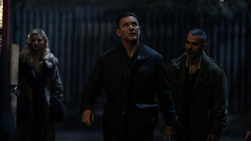 Die Actionserie "MobLand" mit Pierce Bronsnan, Tom Hardy und Helen Mirren startet beim Streaminganbieter Paramount´+.