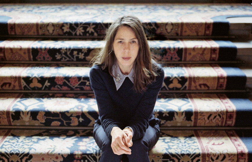 Portraitfoto Rachel Kushner, die ihren neuen Roman „See der Schöpfung“ veröffentlicht
